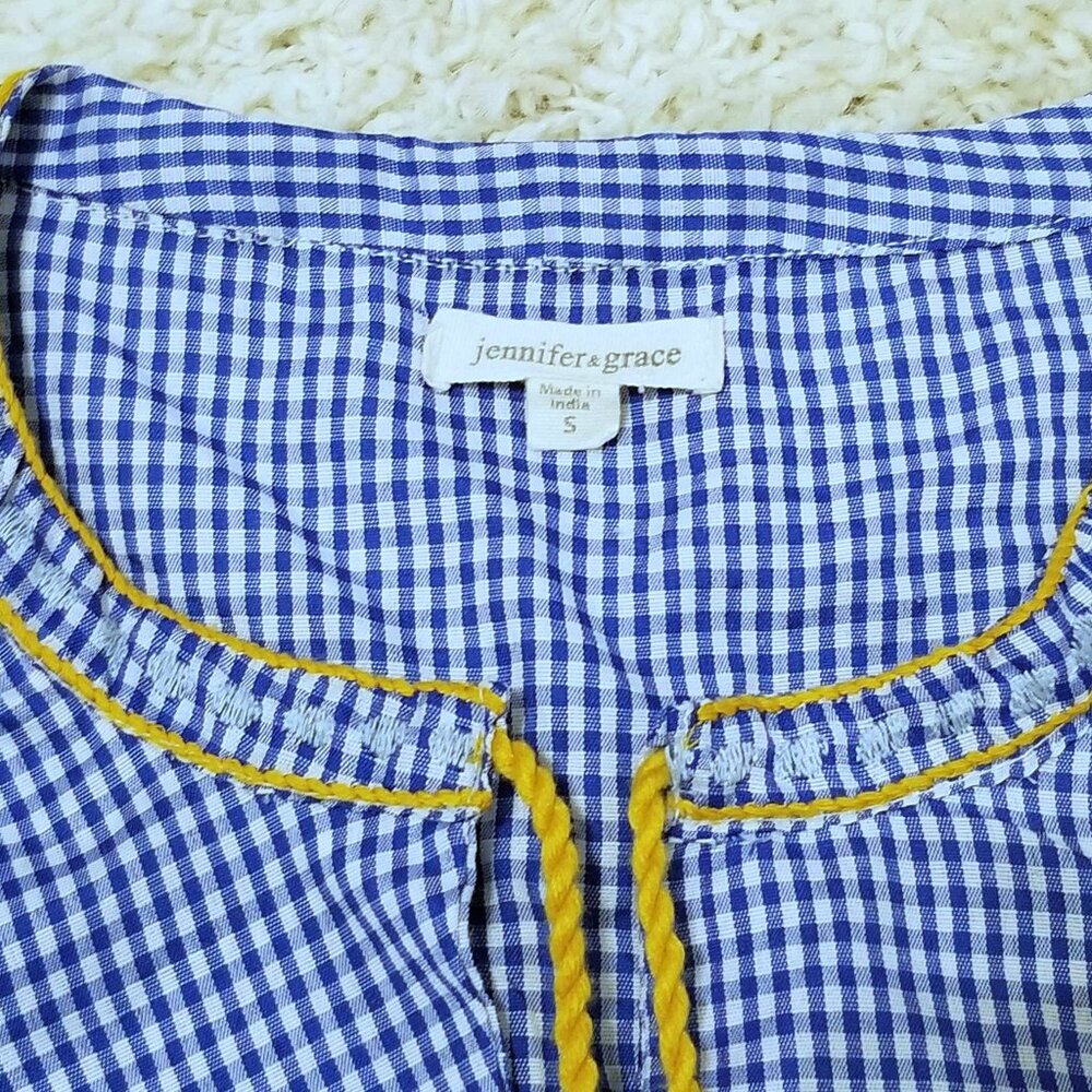 Top, Blouse. Blue & White Gingham. Embroidered. Jennifer & Grace. - Picture 14 of 16